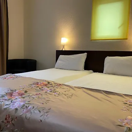 Otel Harder Minerva 3*