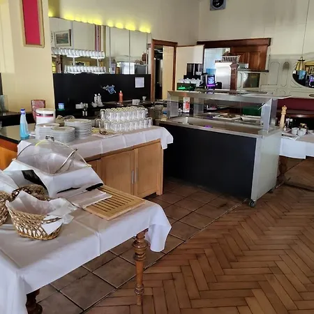 Harder Minerva Hotel 3*